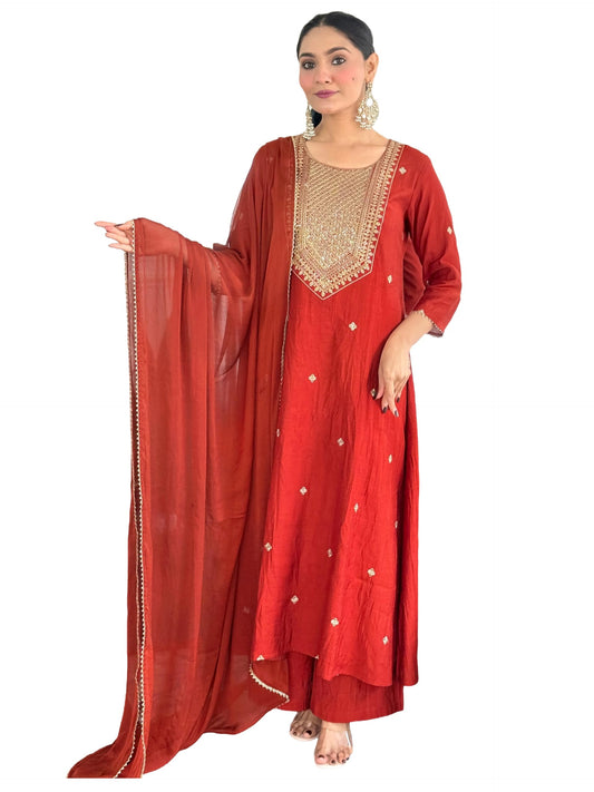 Gosriki WomenS Viscose Silk Embroidery Straight Kurta Pant With Dupatta (Mahua Rust-Vks01-Gs_S_Rust_Small)
