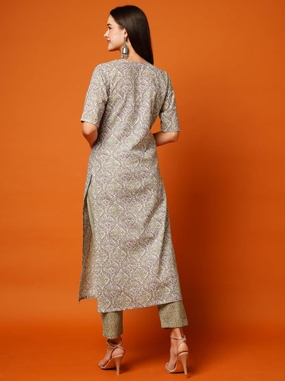 GoSriKi Women's Cotton Blend Printed Straight Kurta with Pant (BATAKLI-Pista-NW-GS)
