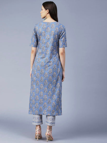 GoSriKi Women's Cotton Blend Printed Straight Kurta with Pant (PRNK-GS)