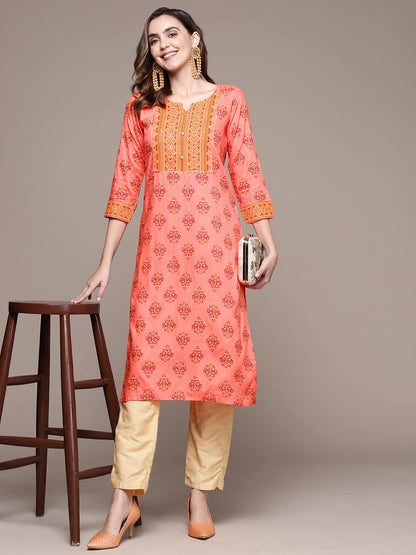 anubhutee Women's Orange Ethnic Printed Straight Kurta