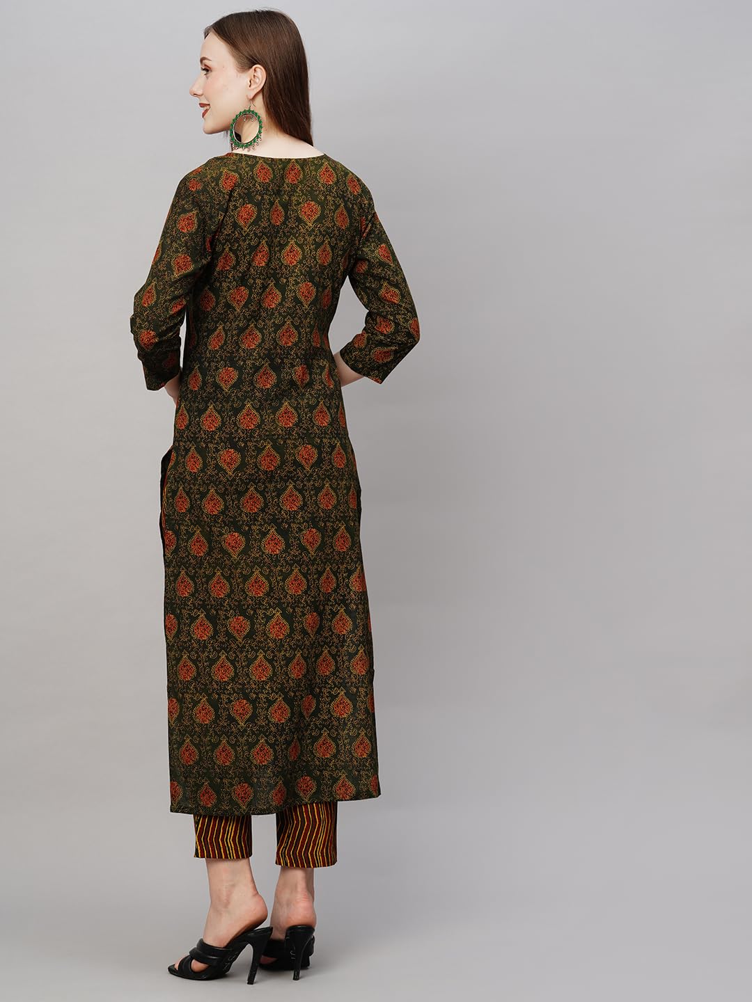 GoSriKi Women's Kurta with Pant Set