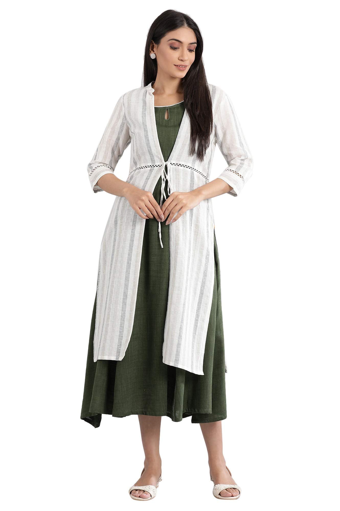 Aurelia Women's Cotton Blend Regular Fit Solid Regular Kurta & Gillet
