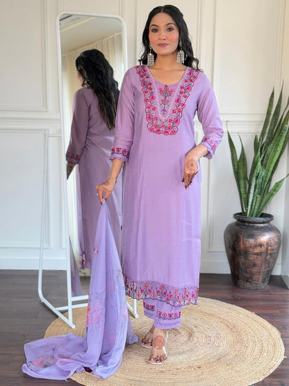 Naixa WomenS Levender Bsy Viscose Embroidered Flared Kurta With Bsy Viscose Pant And Organza Embroidered Dupatta Sets (Nx-655-L