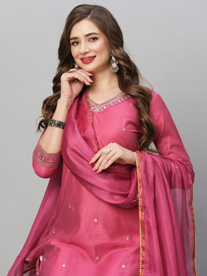GoSriKi Womens Cotton Blend Floral Straight Kurta with Pant & Dupatta (BAGICHA-Rani-FNW-GS_Pink_Large)