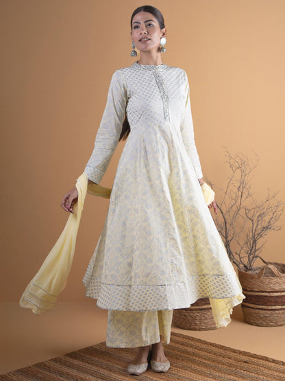 Libas Womens Silk Blend Kurta Set (5717_Yellow
