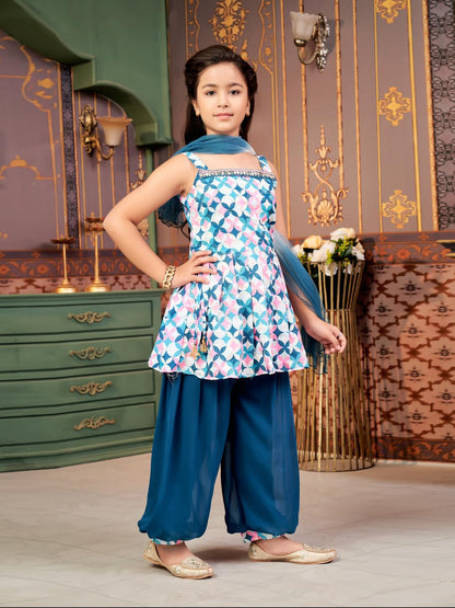 Aarika Girls Ethnic Wear Sea Green Colour Beads Embroidery Cotton Blend Kurti Patiala Set With Dupatta-4-9 Years (Pt-Shm-5016)