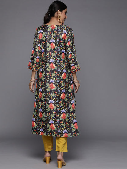 Varanga Black Pashmina Floral Printed Straight Winter Kurta with Three Quarter Sleeves