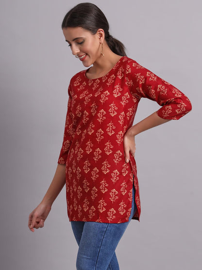 Patlani WomenS Cotton Printed Short Fullstitched Kurti/Kurtas. Maroon