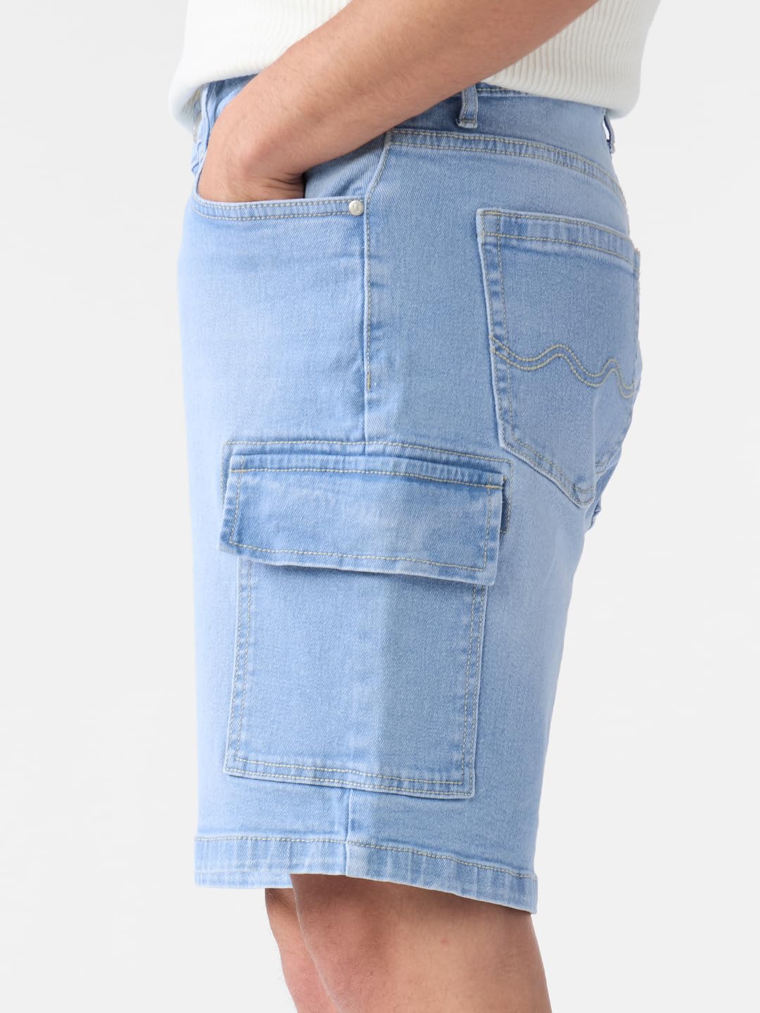 The Souled Store Denim Shorts: Aero Blue Men and Boys Buttoned Knee Length Cotton Blend Regular Fit Denim Shorts