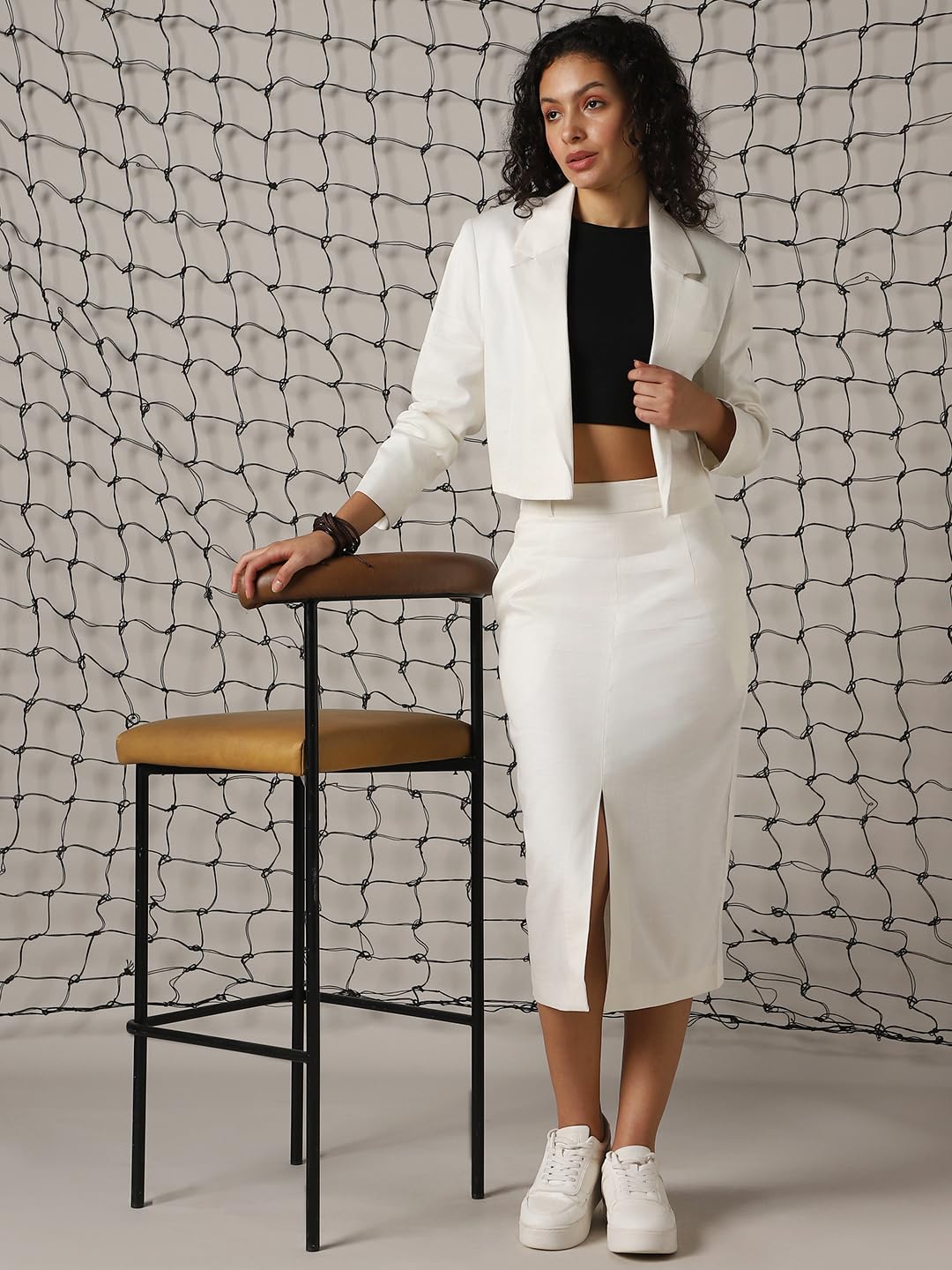 Hubberholme Women Solid-Crop Length Oversized Notch Lapel Collar Full Sleeve Blazer White