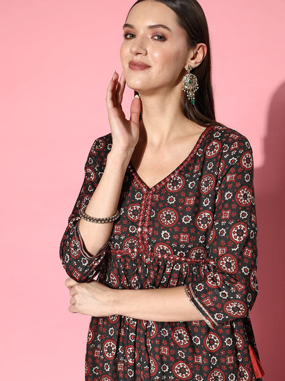 ishin Women's Viscose Rayon Black Ethnic Motifs Anarkali Flared Kurta