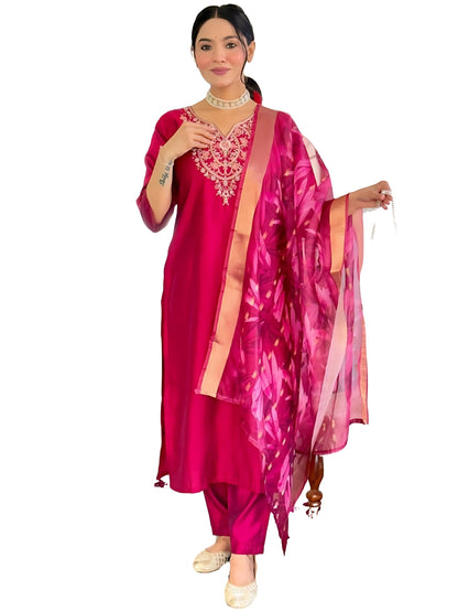 Naixa WomenS Maroon Chanderi Embroidered Straight Kurta With Chanderi Pant And Jacquard Printed Dupatta Sets (Nx-Or-K97-Maroon-