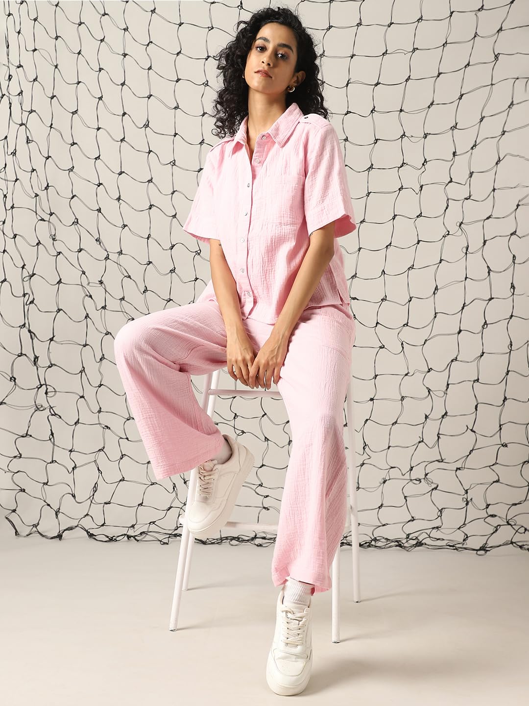 Hubberholme Women Cotton Solid Oversized Fit High-Rise Spread Collar Short Sleeves Co-Ord