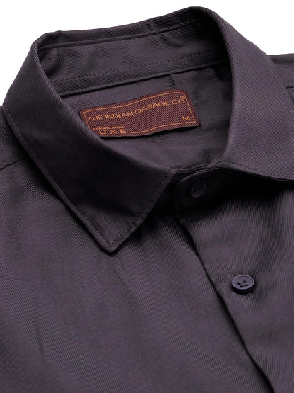The Indian Garage Co Men Purple Slim Fit Solid Formal Shirt