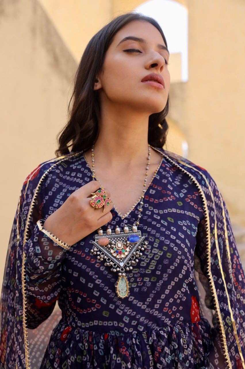 Flosive Women's Present bandhani print kurta with dupatta