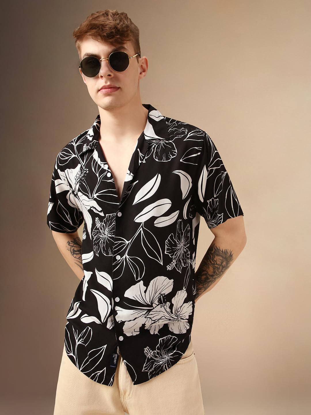 Dennis Lingo Men Black Rayon Half Sleeve Cuban Collar Printed Shirts_Dlmshsp24001