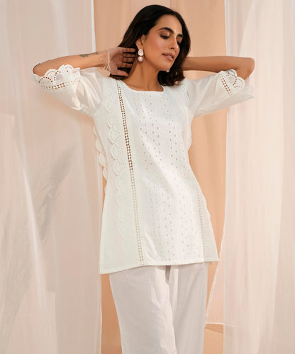 Libas WomenS Cotton Embroidered Straight Kurti (37152R_White