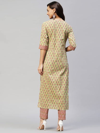 GoSriKi Women's Cotton Blend Straight Printed Kurta & Pant
