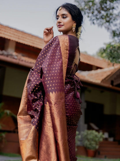 Sugathari Womens Maroon Banarasi Kanchipuram Silk Saree for Women  Traditional Wedding & Party Saree with Blouse Piece  Ethnic