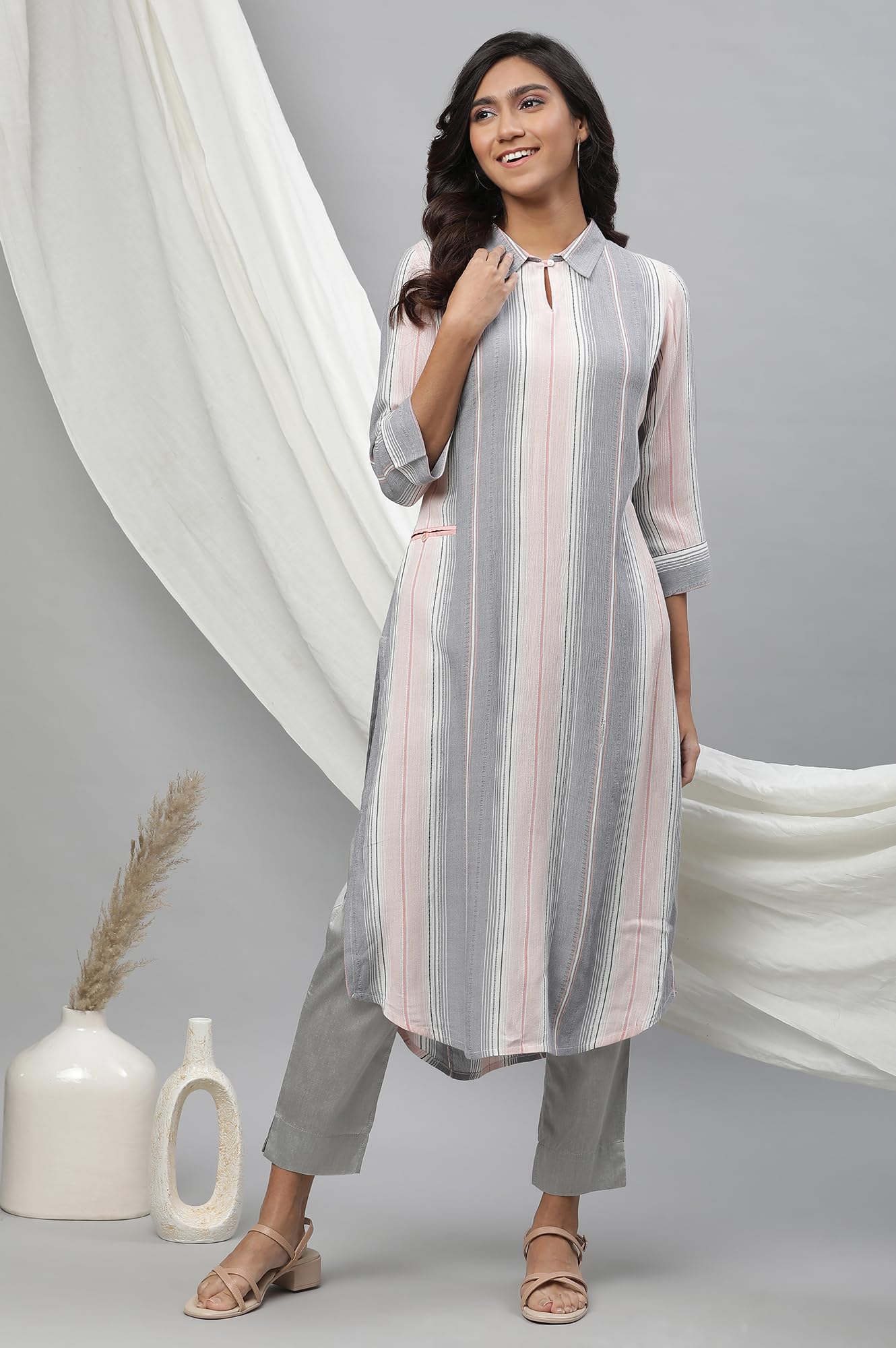 Aurelia Women's Coral Stripes Yarn Dyed Rayon Dobby Crepe Straight Kurta