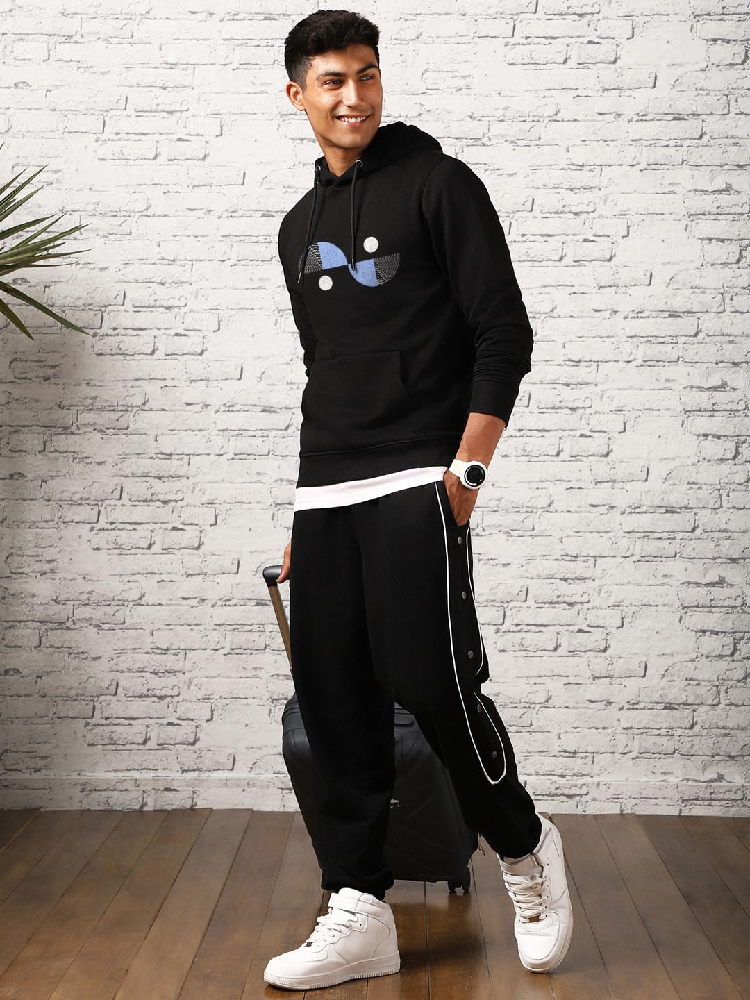 Nobero MenS Cotton Blend Neck Hooded Regular Fit Sweatshirt (1M-Twho-C0680_Black (X_Large)