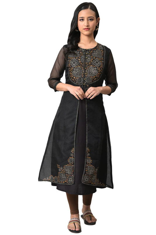 W for Woman Inner Kurta & Outer Jacket