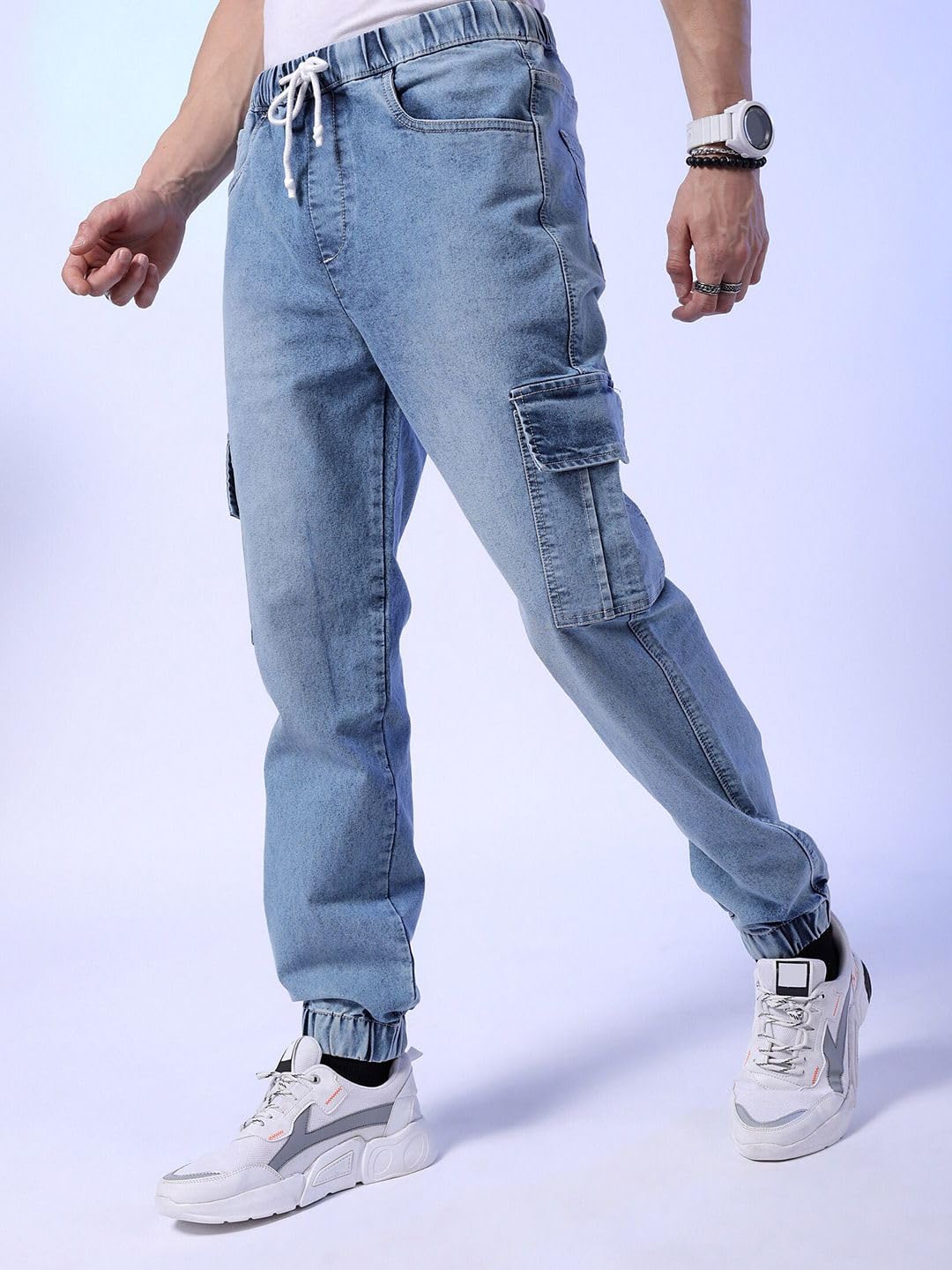 The Indian Garage Co Men Regular Fit Solid Mid-Rise Stretchable Denim Cargo Joggers