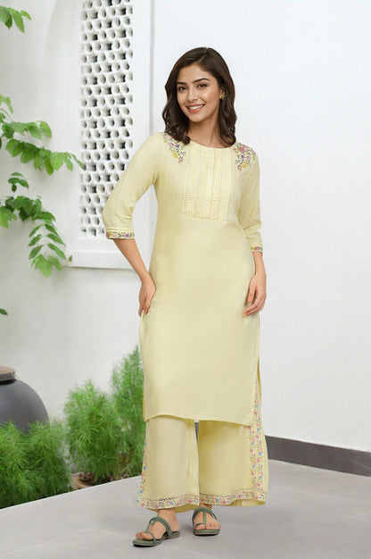 W For Woman Embroidered Rayon Straight Kurta And Pants Set
