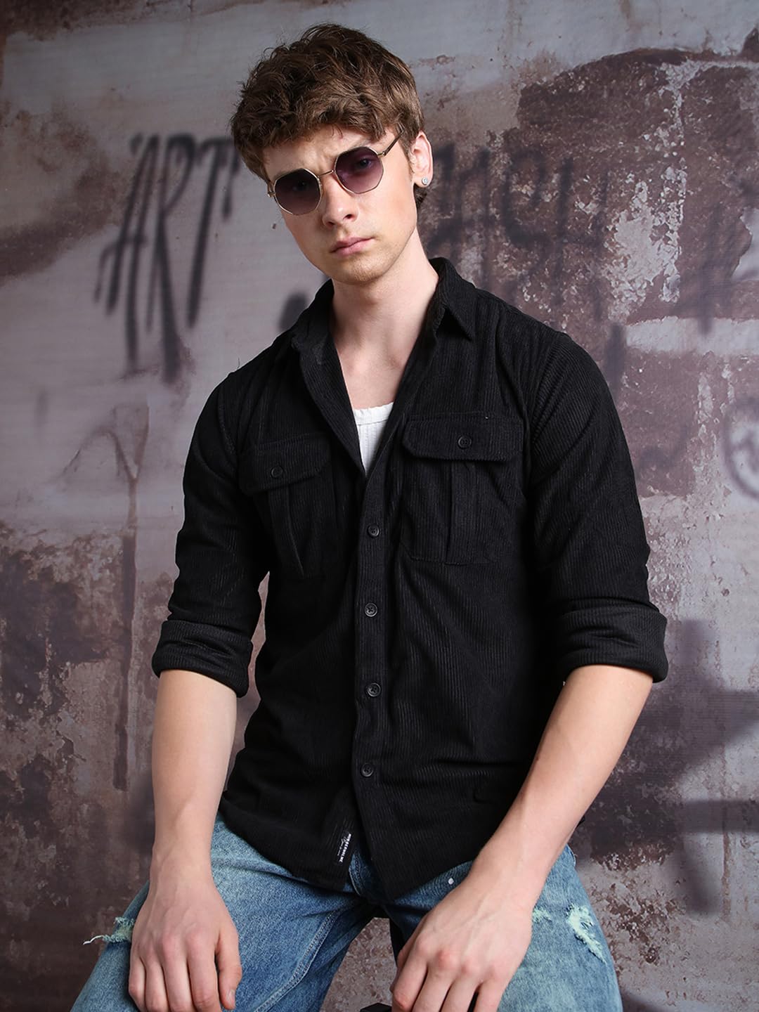 Hubberholme Men Relaxed Fit Spread Collar Fullsleeve Self Design Shirts 31