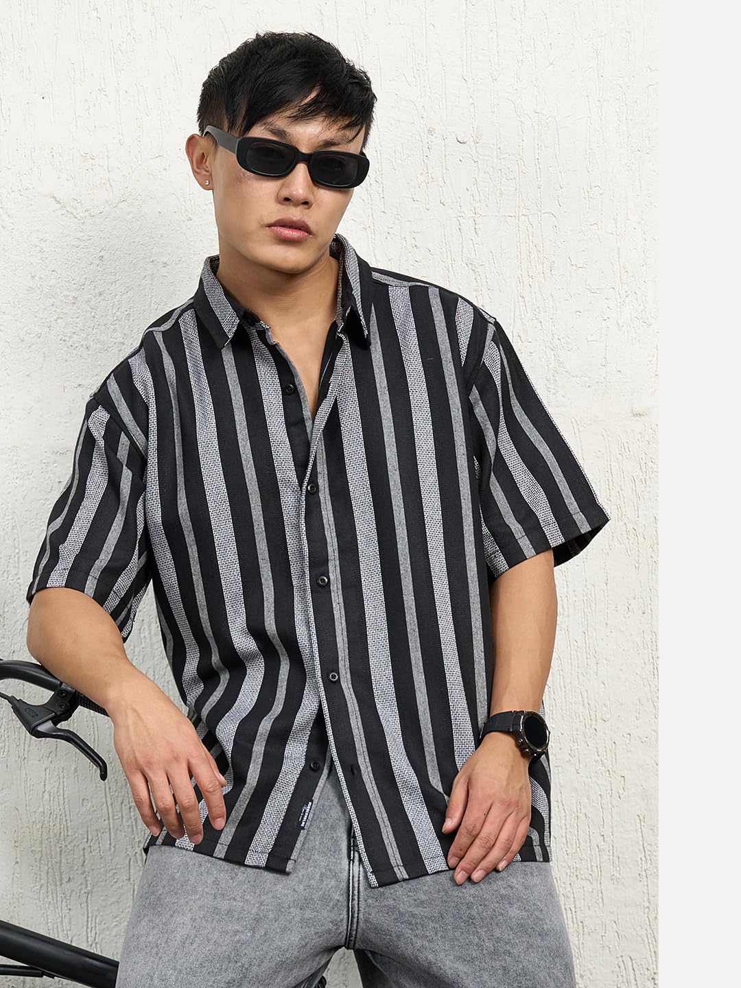 Hubberholme Men Cotton Short Sleeves Oversized Striped Shirt 14 Multicolour