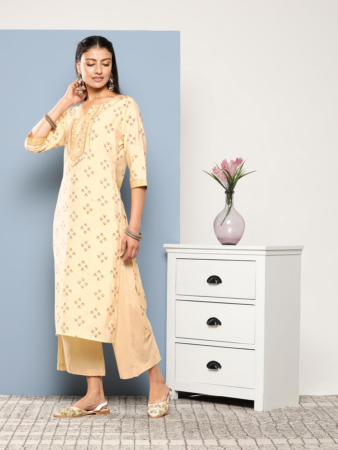 Libas WomenS Silk Printed Straight Kurta (26250_Yellow