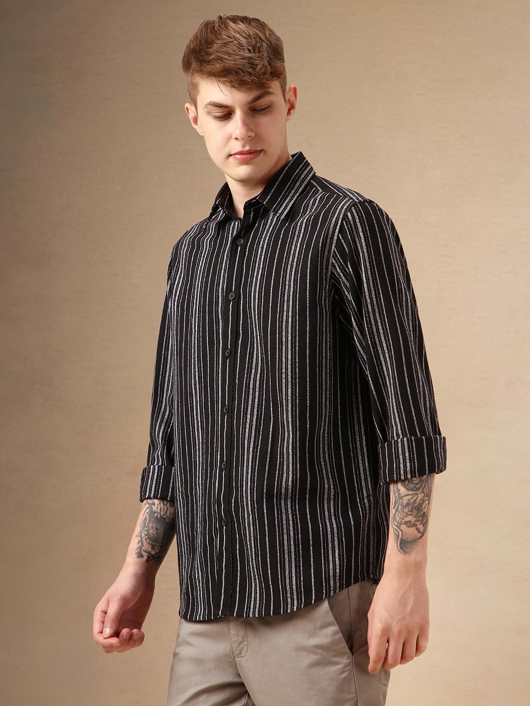 Dennis Lingo Men Black 100% Cotton Full Sleeve Spread Collar Stripes Shirts