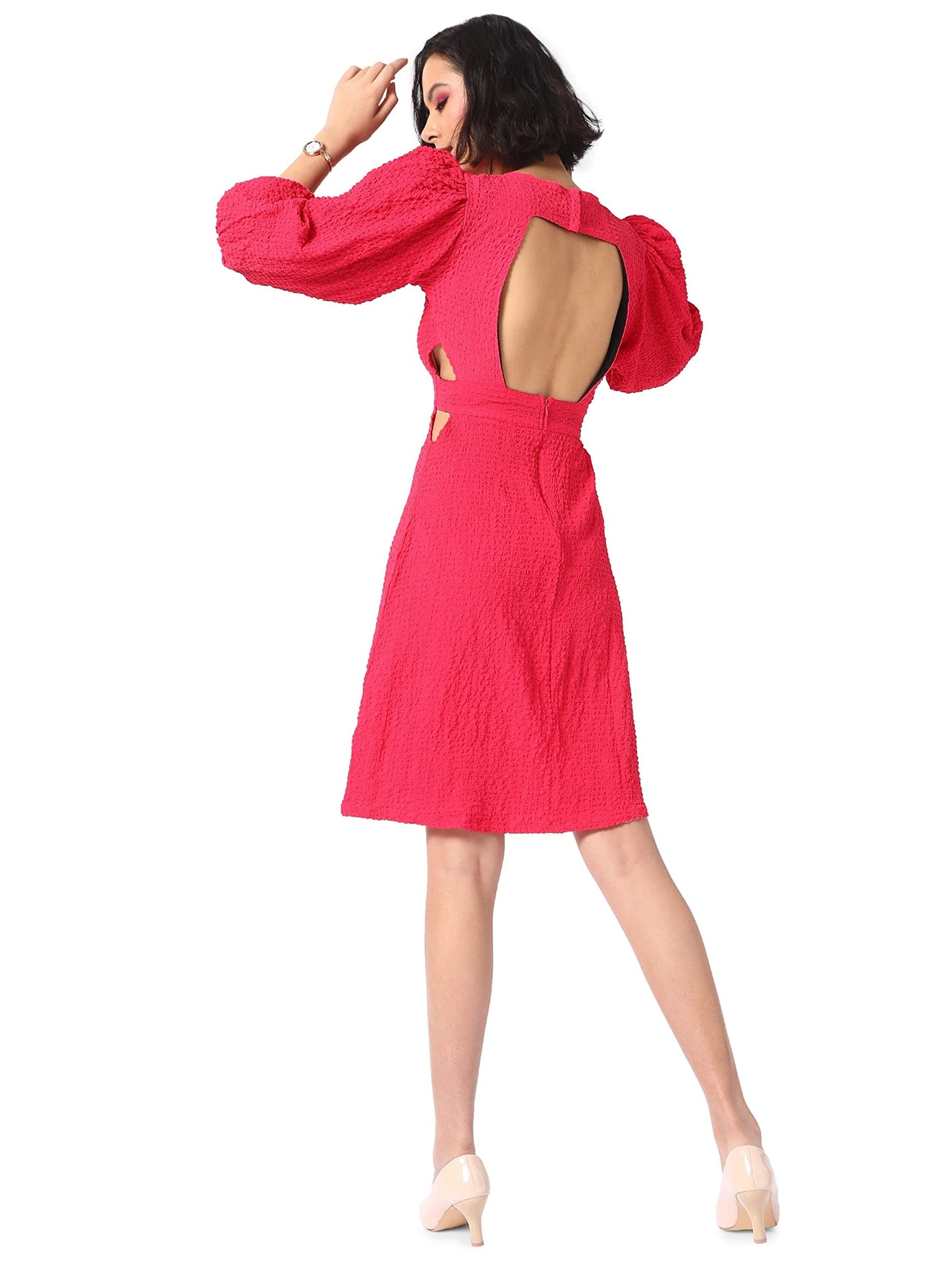 Campus Sutra Women Solid Red Dress With Open Back Detail For Casual Wear | Quarter Sleeve | Crepe Knee Length Dress Crafted With