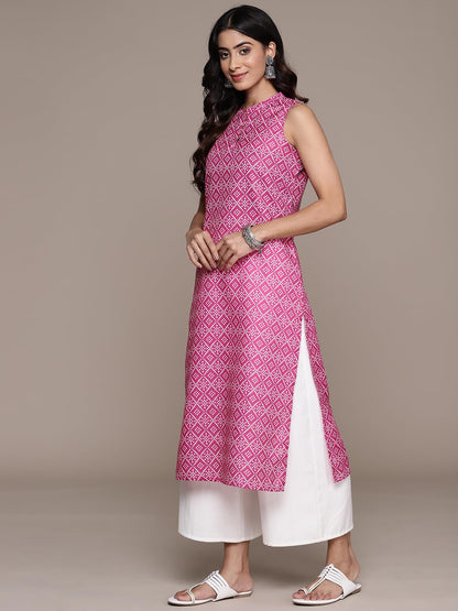 anubhutee Women's Cotton Ethnic Motifs Fuchsia Straight Kurta