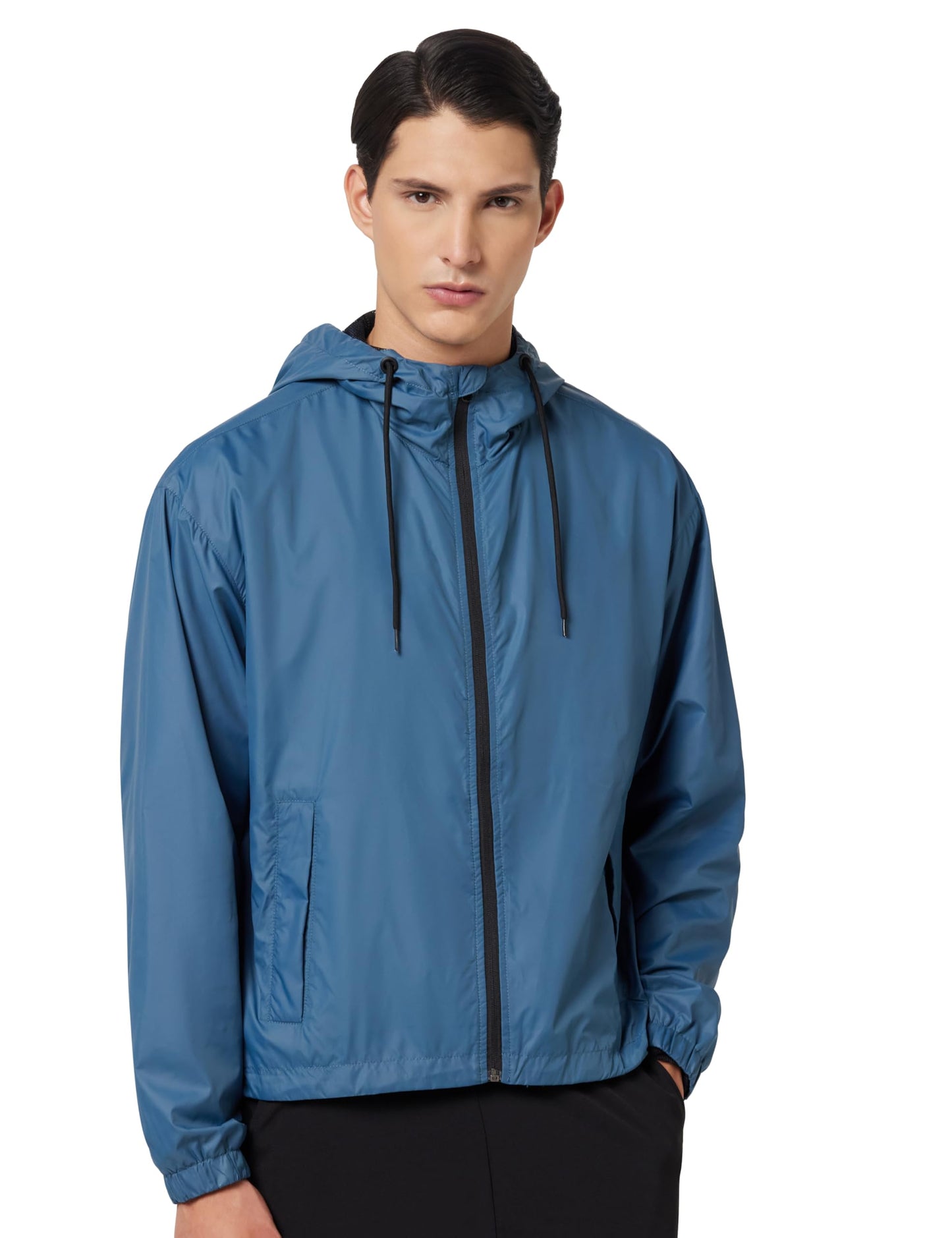 Bewakoof Air 1.0 Mens Solid Oversized Fit Full Sleeve Hooded Neck Nylon Windcheater Jacket_ 620120 Blue XL