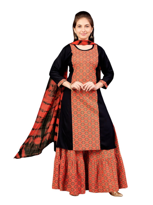 Aarika Girls Ethnic Wear Black Colour Damask Print Rayon Kurti-8-15 Years (Kurti-Tr-K-864)