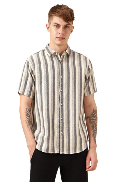 Dennis Lingo Men Cream Cotton Poly Waffle Half Sleeve Spread Collar Stripes Shirts
