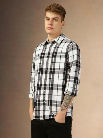 Dennis Lingo Men Black Checks Full Sleeve Spread Collar Shirts