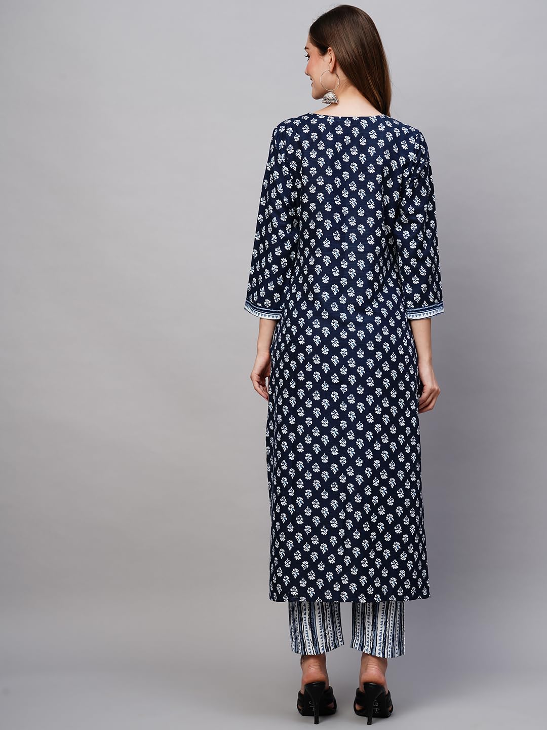 GoSriKi Women's Cotton Blend Straight Printed Kurta with Pant (Kuhoo Blue-KNW-GS)