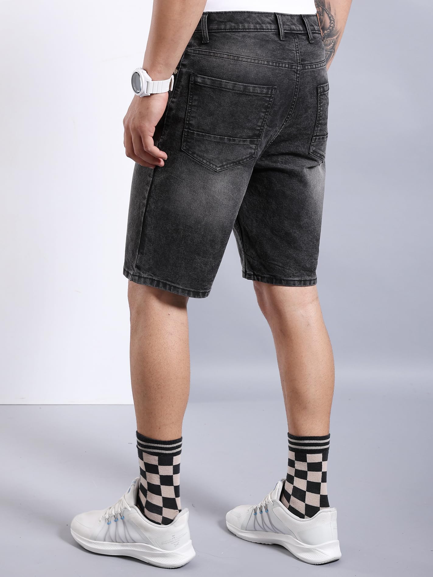 The Indian Garage Co Men Regular Fit Solid Mid-Rise Denim Shorts