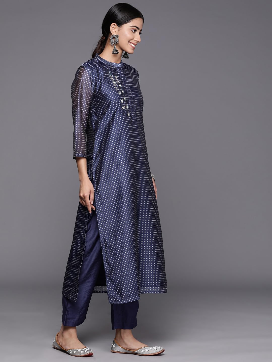 Varanga Women Navy Blue Bandhani Printed Straight Kurta With Three Quarter Sleeves Paired With Tonal Bottom And Printed Dupatta