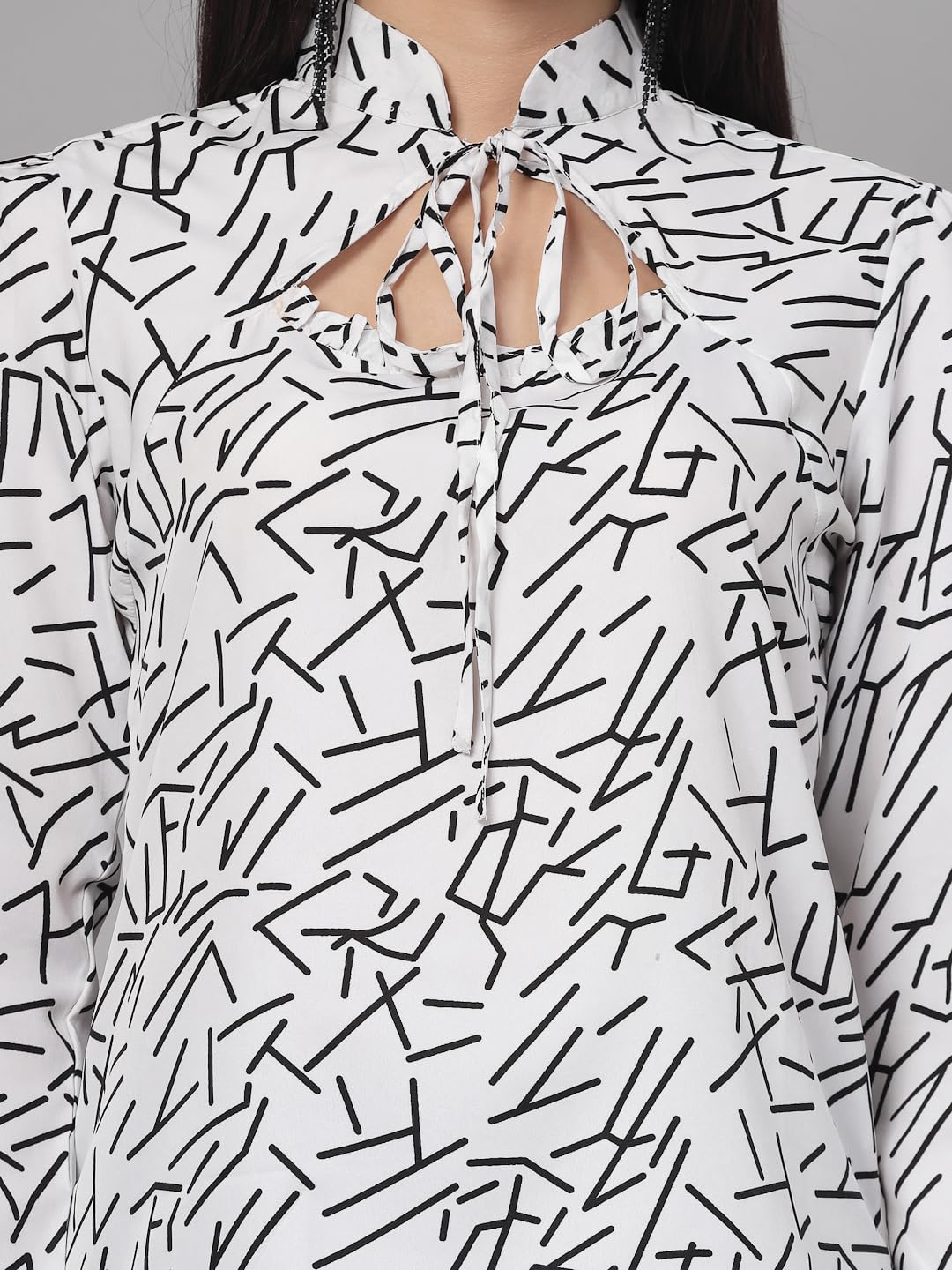 Style Quotient Women Black and White Abstract Print Polyester Smart Casual Top