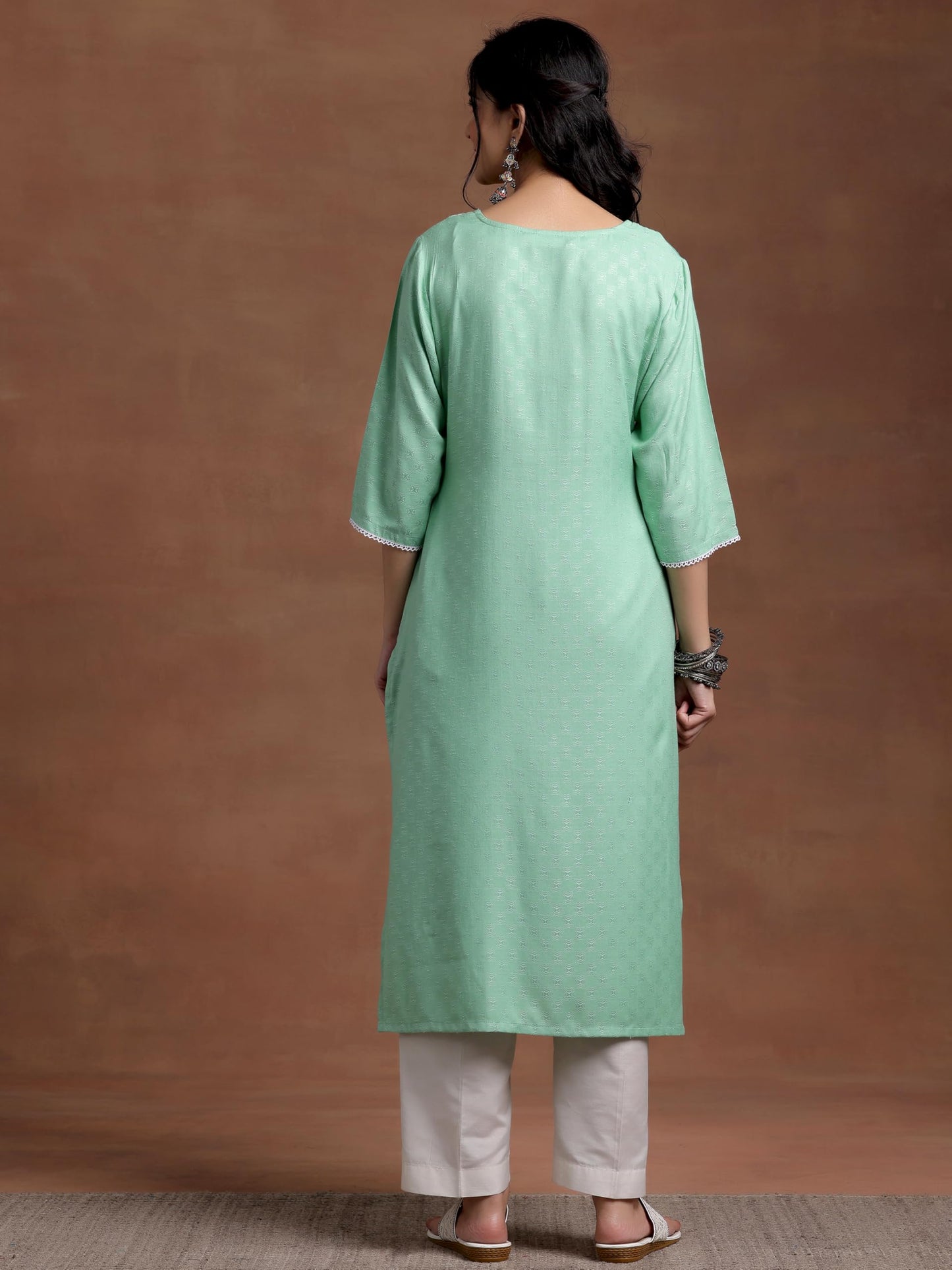 Libas WomenS Rayon Blend Yoke Design Straight Kurta (26809_Green