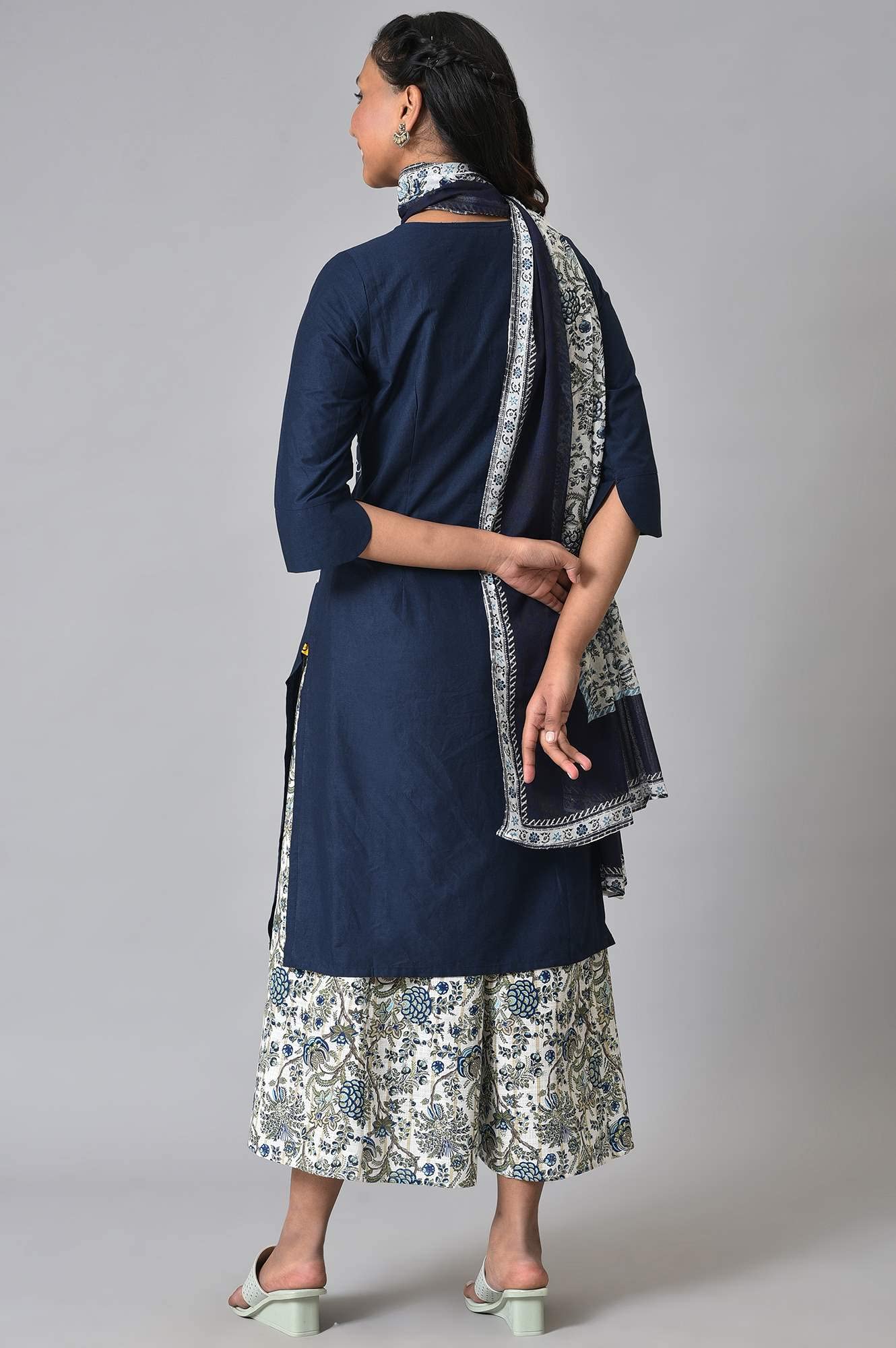Aurelia Cotton Women Regular Kurta -Culotte-Dupatta-