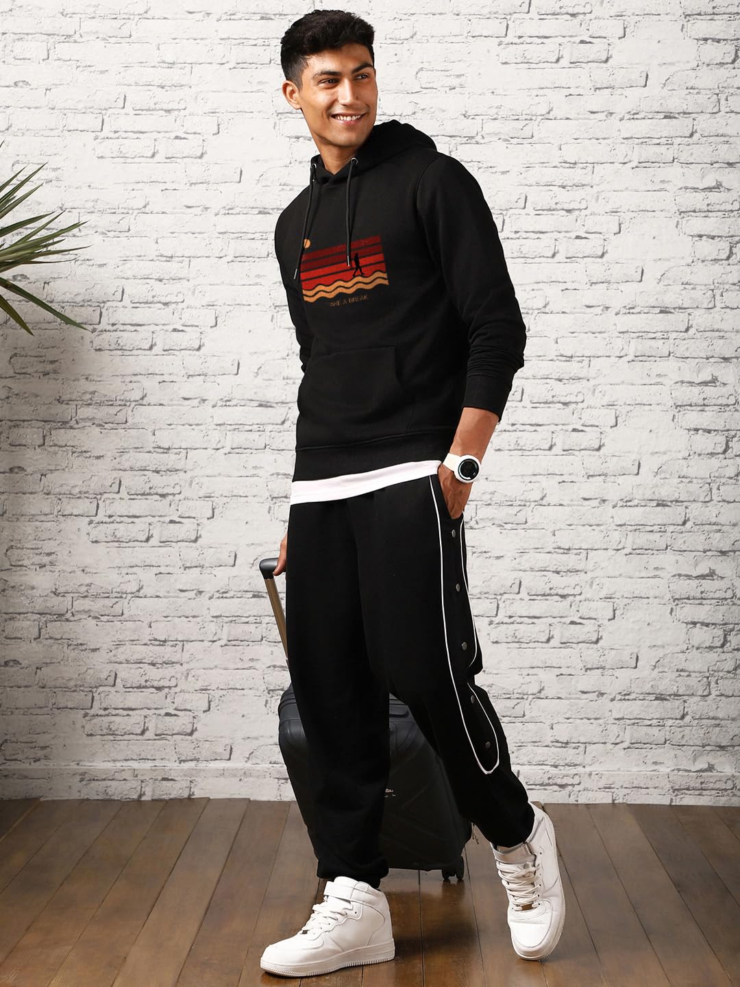 Nobero MenS Cotton Blend Neck Hooded Regular Fit Sweatshirt (1M-Twho-C0530_Black (Small)