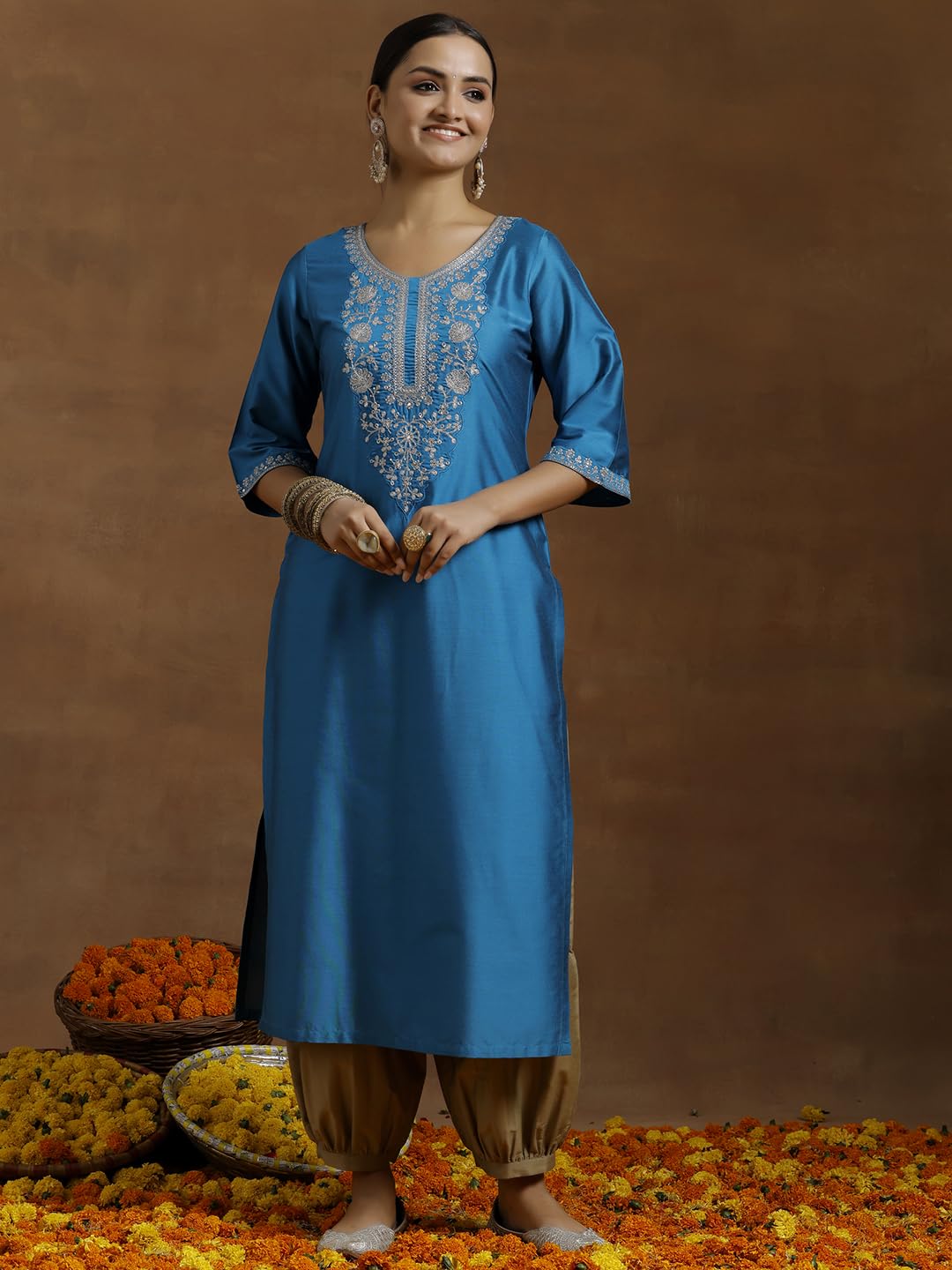 Libas WomenS Silk Embroidered Regular Kurtas (G2736R Blue