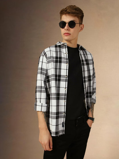Dennis Lingo Men Black Checks Full Sleeve Spread Collar Shirts