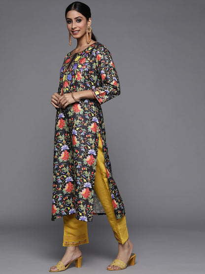Varanga Black Pashmina Floral Printed Straight Winter Kurta with Three Quarter Sleeves