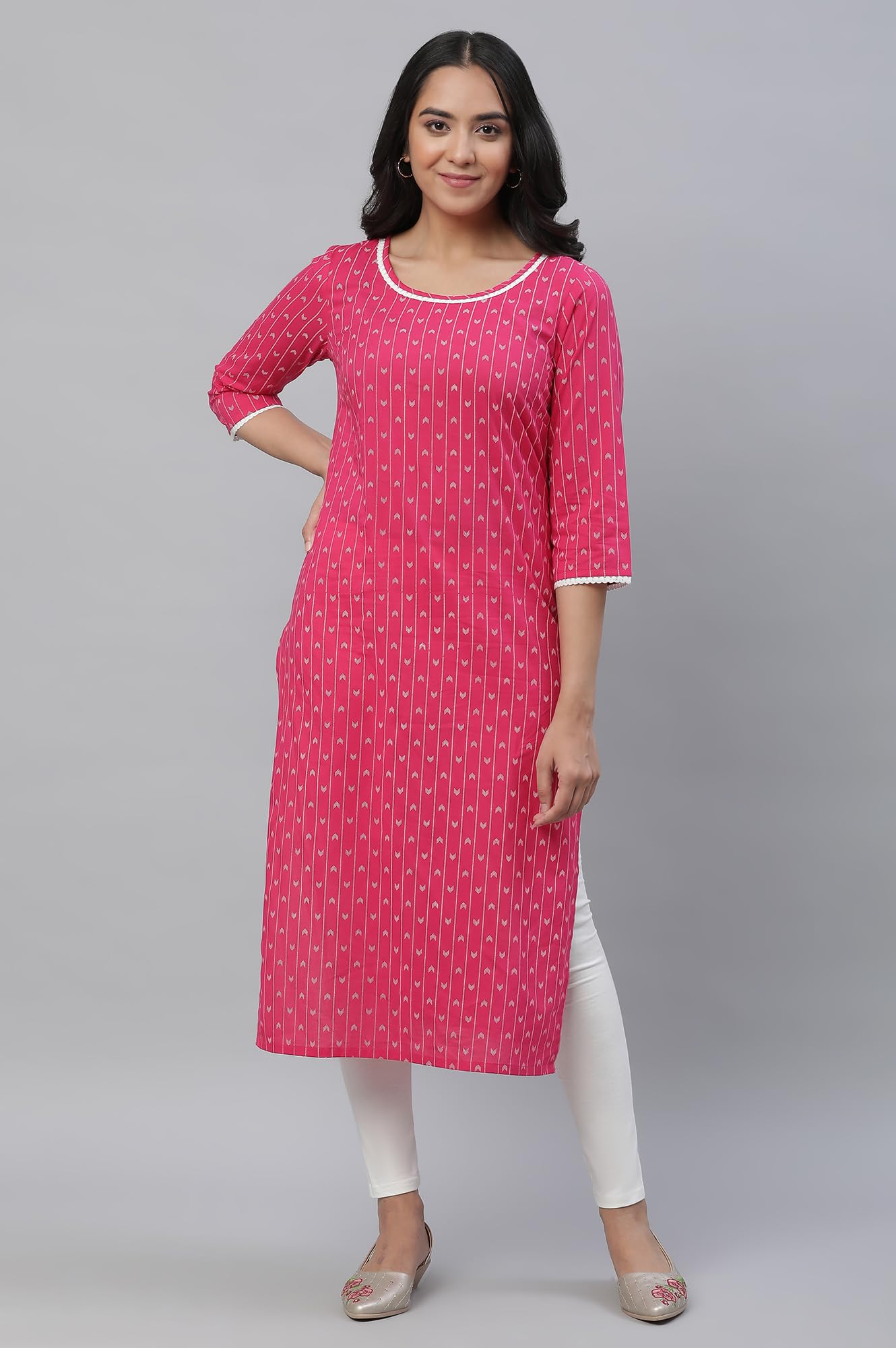 Aurelia WomenS Striped Regular Pink Cotton Kurta