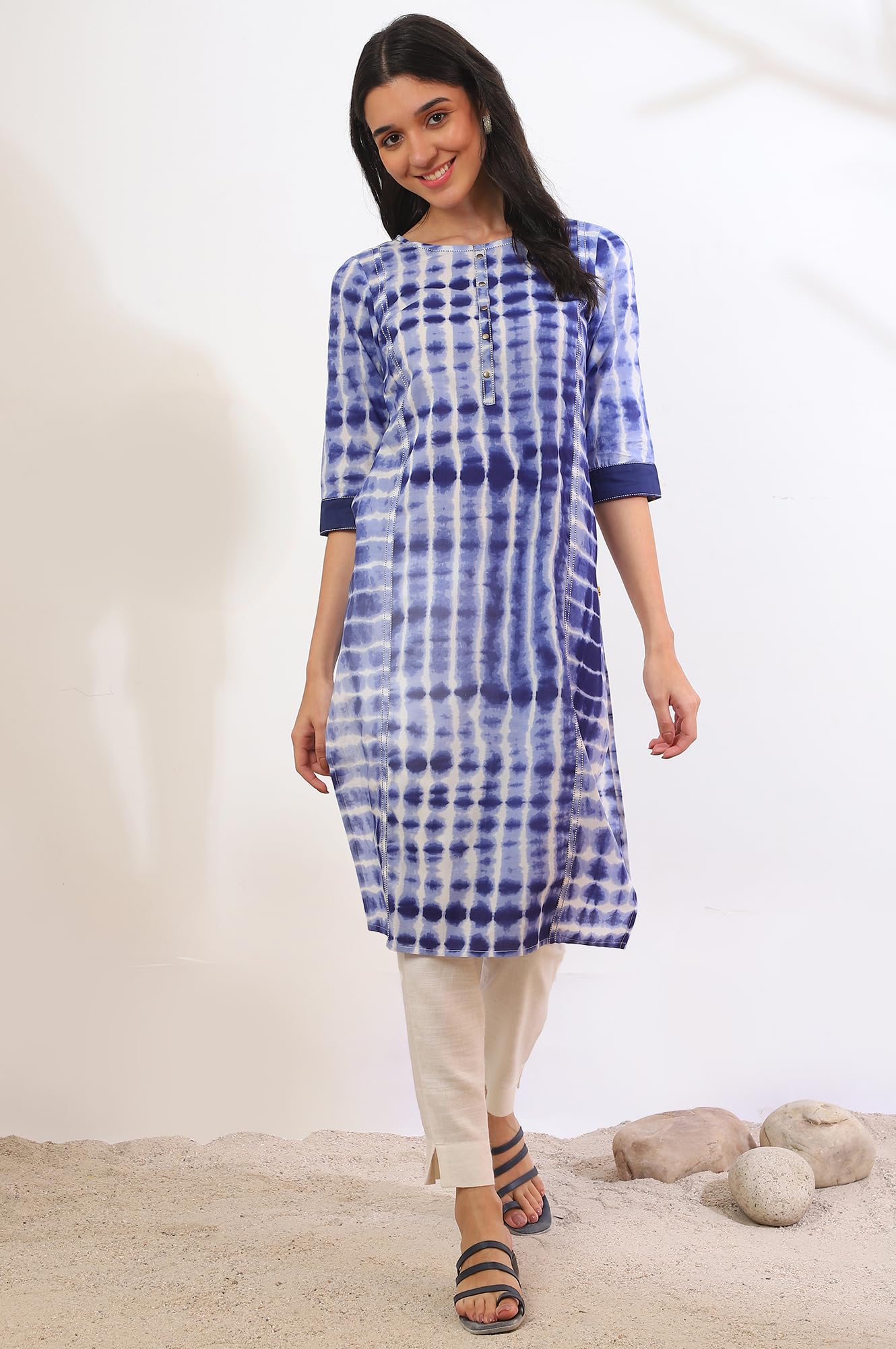 Aurelia Women's Blue Printed Pure Cotton Straight Kurta